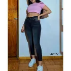 La imagen 6 de la Empresa ALGO BONITO Tienda de ropa para mujer en Pontevedra AR-B