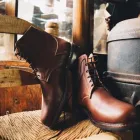 La imagen 2 de la Empresa BOTAS CASTILLO Zapatería en Boulogne Sur Mer AR-B