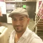 La imagen 4 de la Empresa CLAUDIO ROLAISER SALÓN UNISEX Tienda de suministros para la belleza en Bernal Oeste AR-B