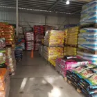 La imagen 1 de la Empresa EL CHOIQUE MAYORISTA Ventas por Menor de Alimentos Balanceados en Las Heras AR-M	