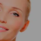 La imagen 1 de la Empresa ESSENCE BEAUTY BY VANE PEREDA Tratamiento Facial en General Fernández Oro AR-R	