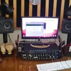 La imagen 2 de la Empresa ESTUDIO DE GRABACIÓN TOMATO TREE Productor de música en Ciudad De Buenos Aires AR-B