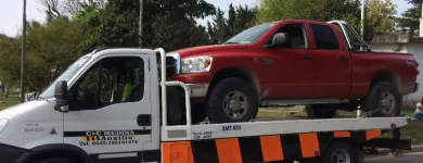 La imagen 1 de la Empresa C&C MEDINA Remolques 24 Horas en Paraná AR-E