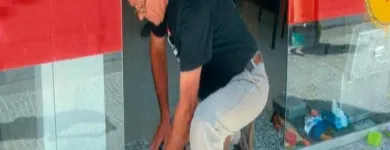 La imagen 4 de la Empresa CIERRA SOLA - PUERTAS DE VIDRIO Manijones en Córdoba Argentina