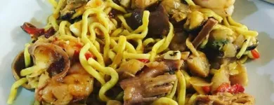 La imagen 2 de la Empresa LA QUERENCIA RESTAURANT -PASTAS ARTESANALES  PARRILLA Y MARISQUERIA Restaurante en San Clemente del Tuyu AR-B