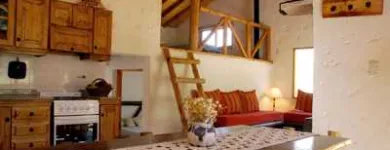La imagen 8 de la Empresa LAS ESPUELAS CASA DE MONTAÑA Vacaciones en Luján de Cuyo AR-M	