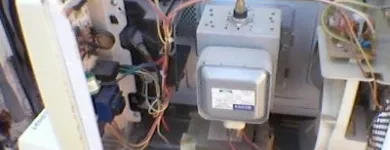 La imagen 1 de la Empresa LUIS LUCHESSI SISTEMAS DE CONTROL Reparacion Heladeras en La Plata AR-B