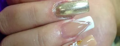 La imagen 8 de la Empresa MÁS QUE UN ESTILO Uñas Esculpidas en Capital Federal AR-B