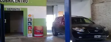 La imagen 2 de la Empresa TALLER Y LUBRICENTRO ANEXO J Servicios Mecánicos en Cinco Saltos AR-R	