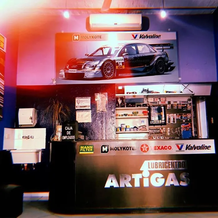 La imagen 2 de la Empresa LUBRICENTRO ARTIGAS