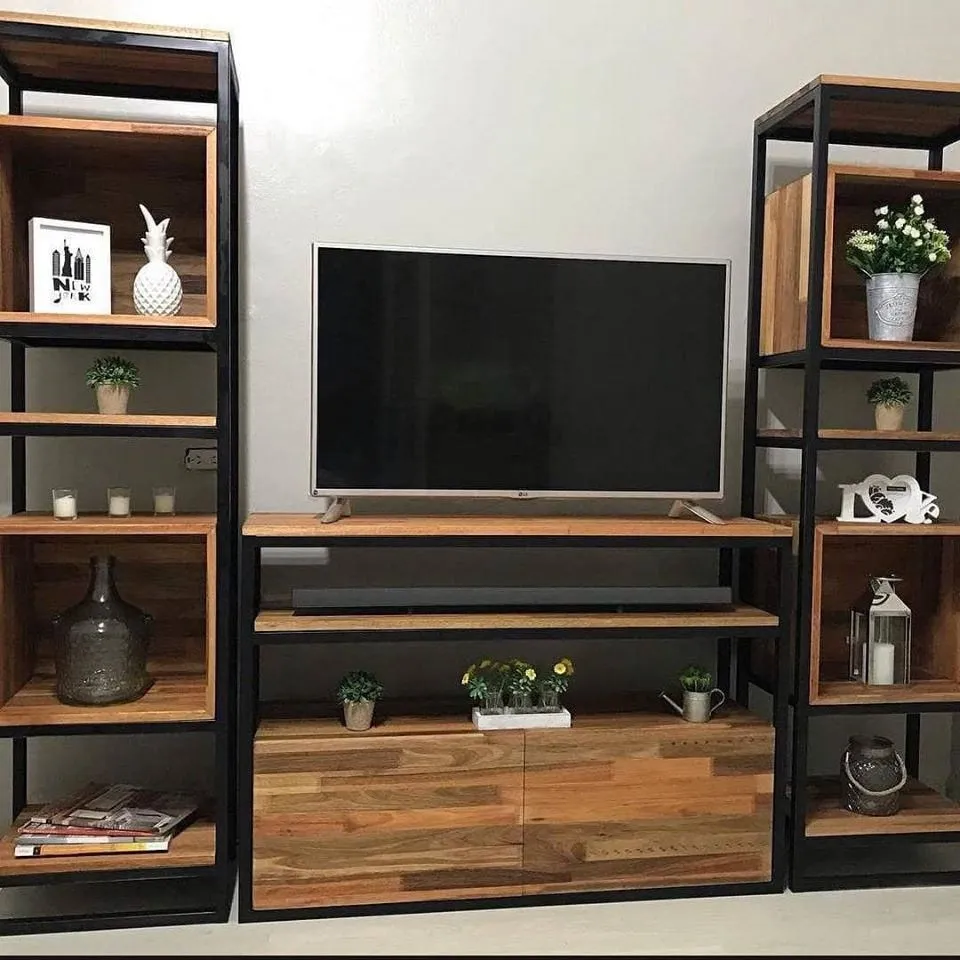 La imagen 3 de la Empresa MUEBLES DE HIERRO Y MADERA INDUSTRIAL